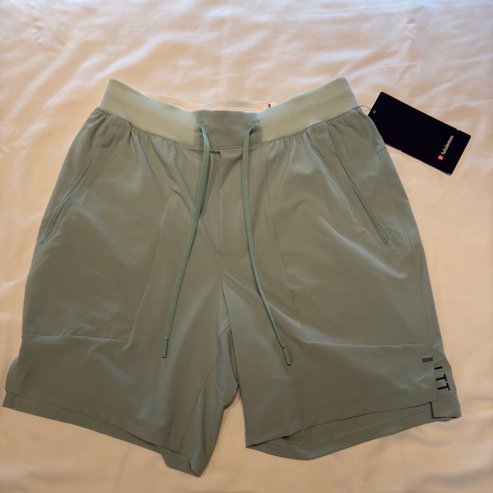 Lululemon, small shorts with tags